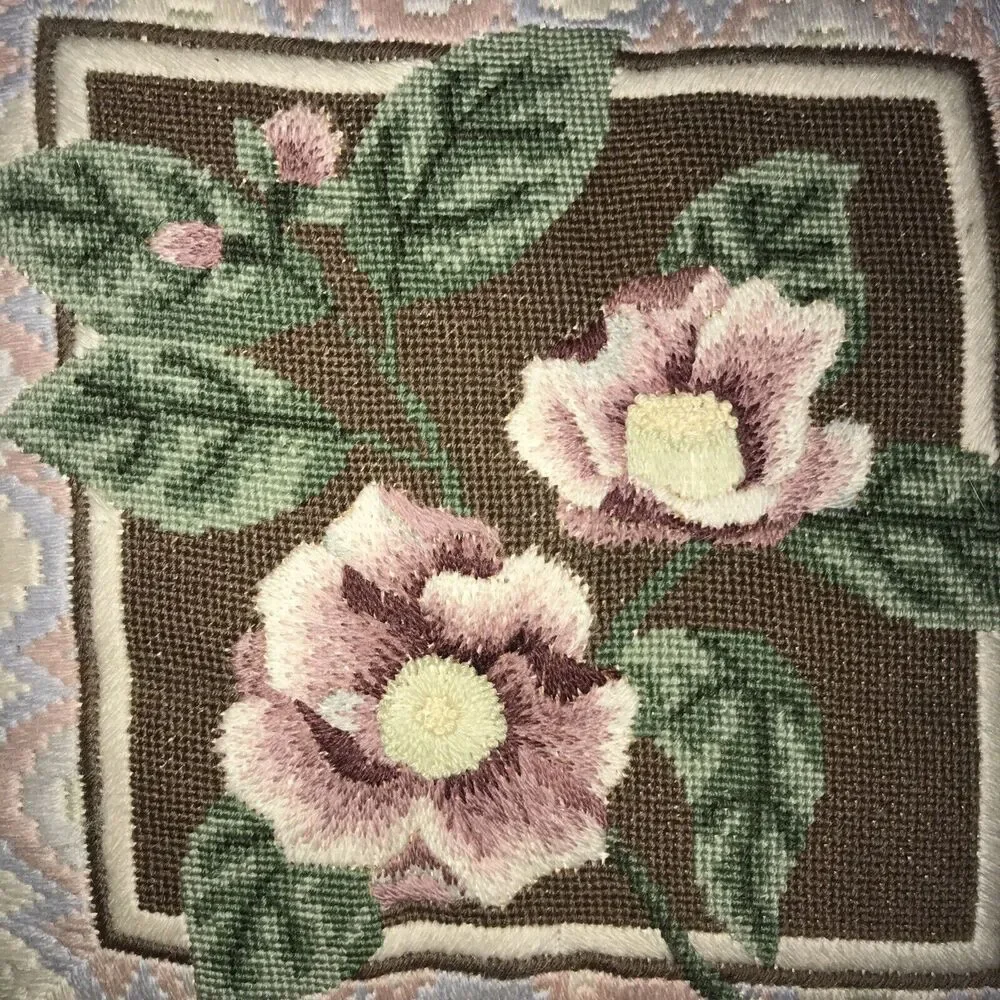 Needlepoint Throw Pillow Multicolor‎ Floral Bargello Flame Stitch Square
